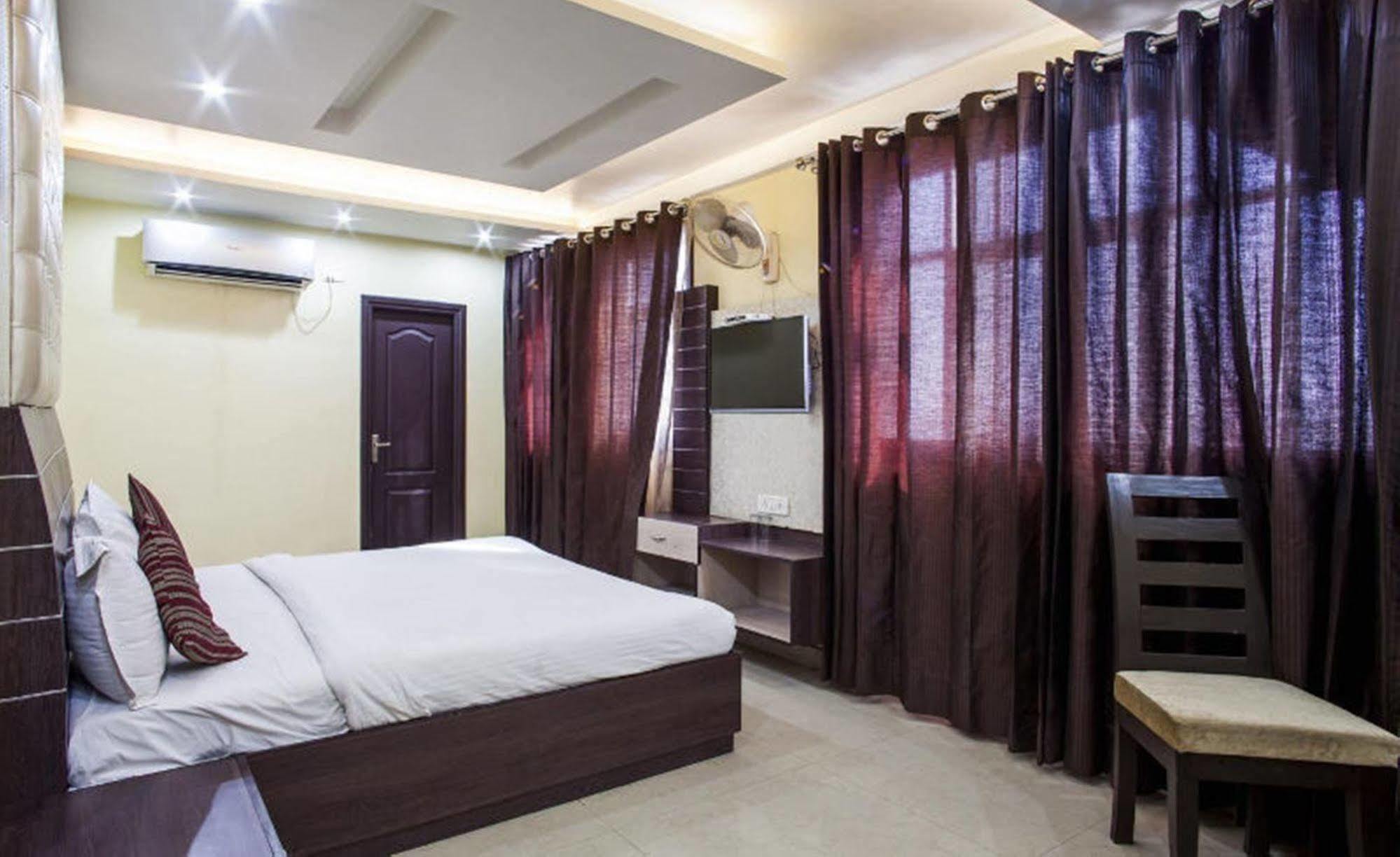 Hotel Mm Yellowuds Amritsar Exteriér fotografie